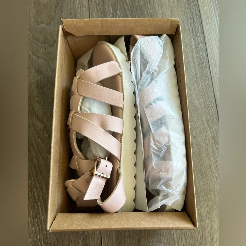 NEW Lucky Brand Gilly Sandal